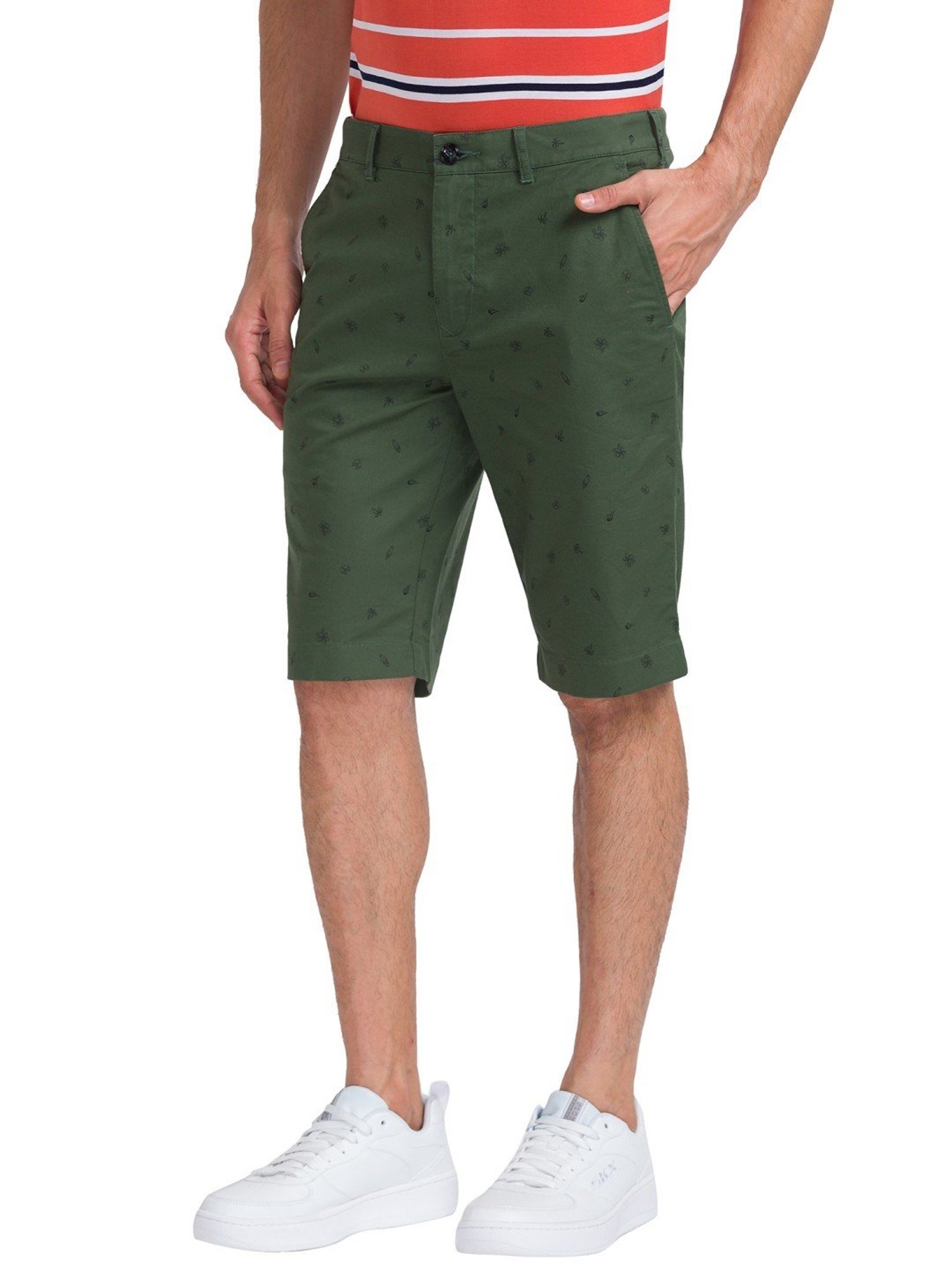 ColorPlus Green Contemporary Fit Printed Shorts