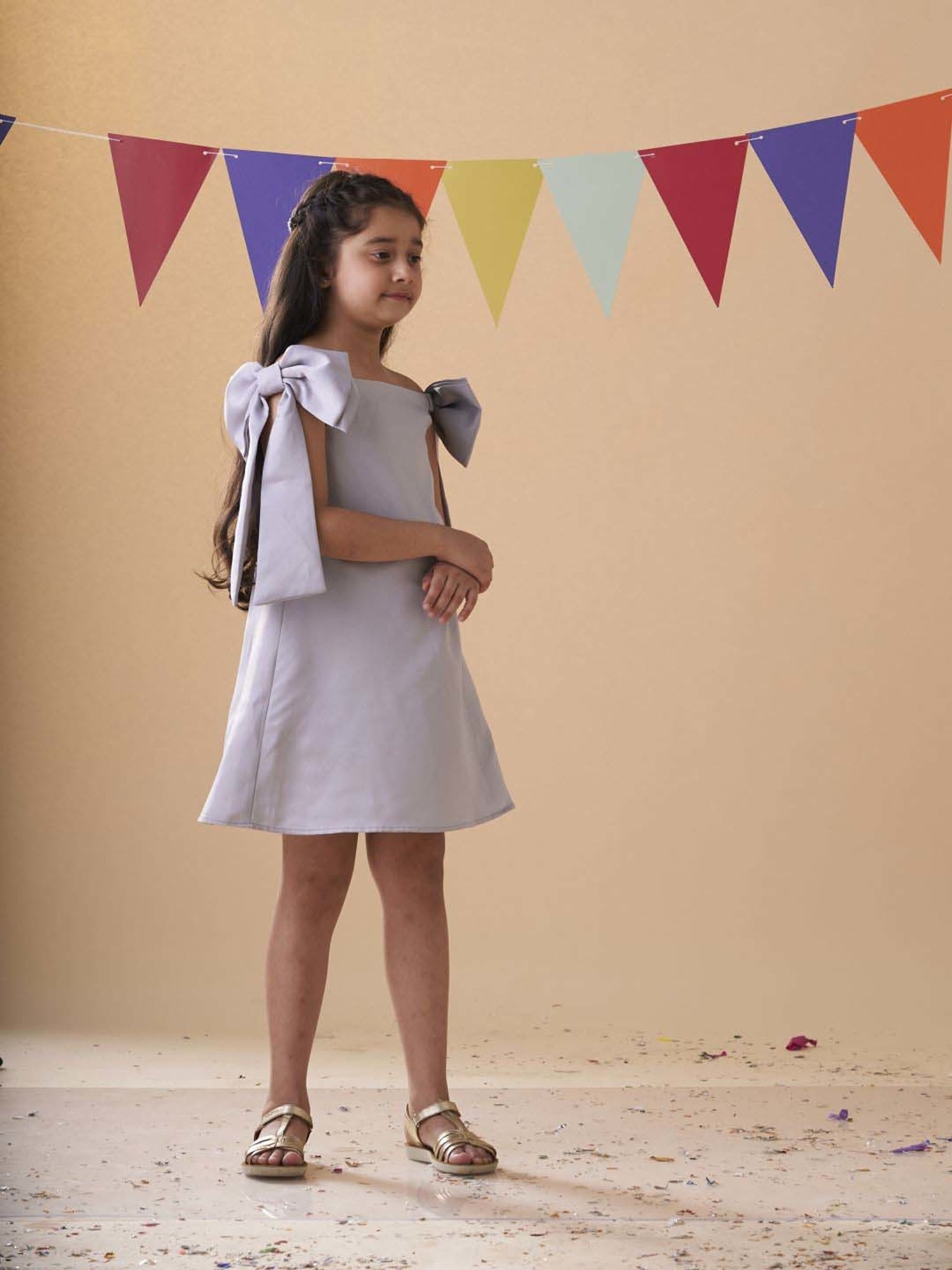 KidsDew Girls Grey Solid Casual Dresses