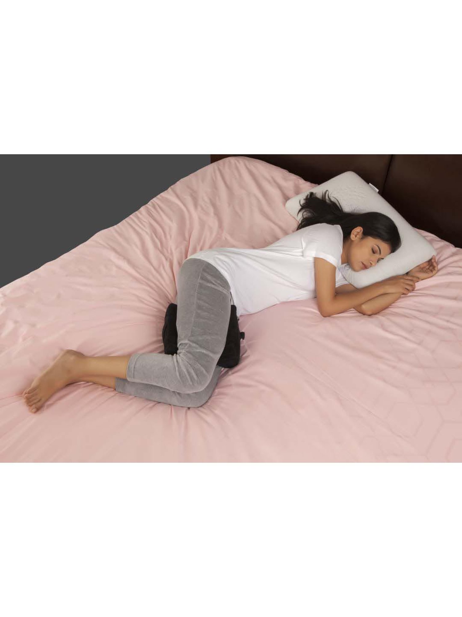 The White Willow Black Orthopaedic Memory Foam Knee Support Leg Rest Pillow - Set of 1