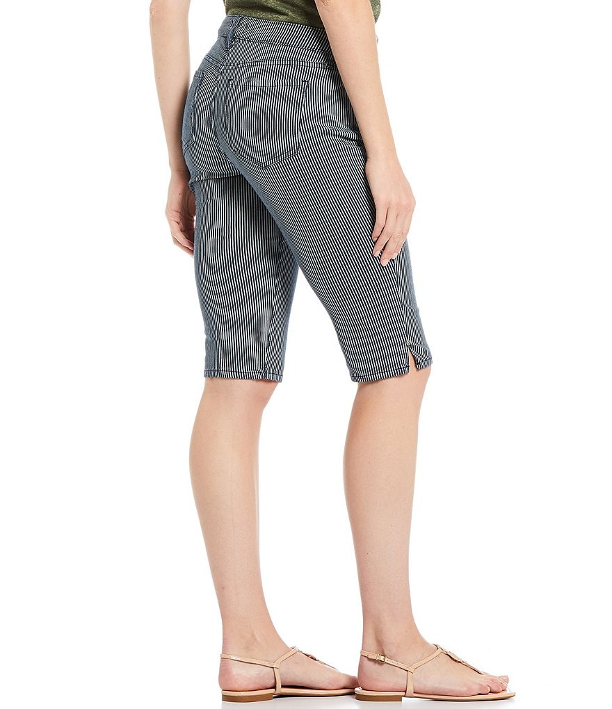 NYDJ Railroad Riveted Side Slit Capri Jeans