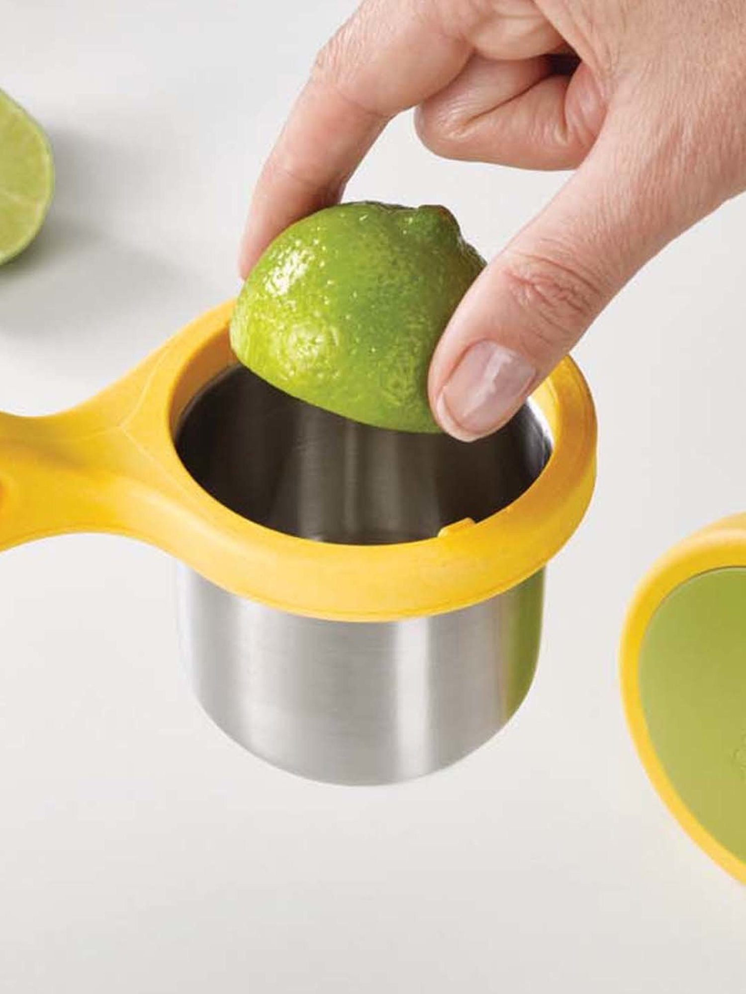 Joseph Joseph Yellow Plastic 9 cm Citrus Juiicer - Set of 1