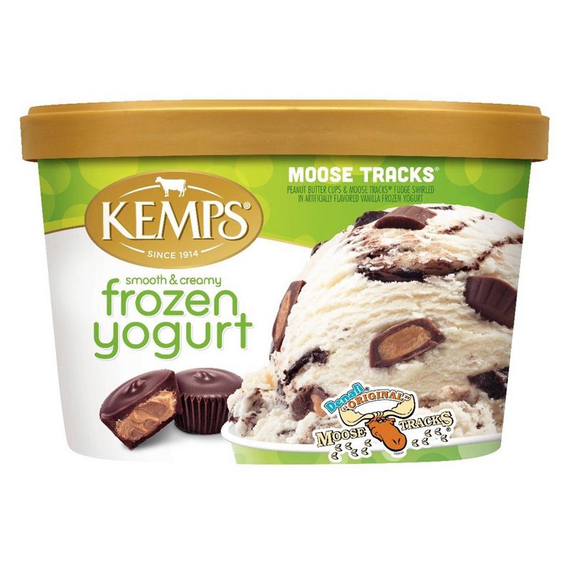 Kemps Moose Tracks Frozen Yogurt - 48oz