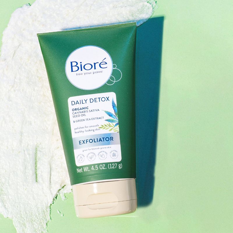 Biore Daily Detox Exfoliator - 4.5oz