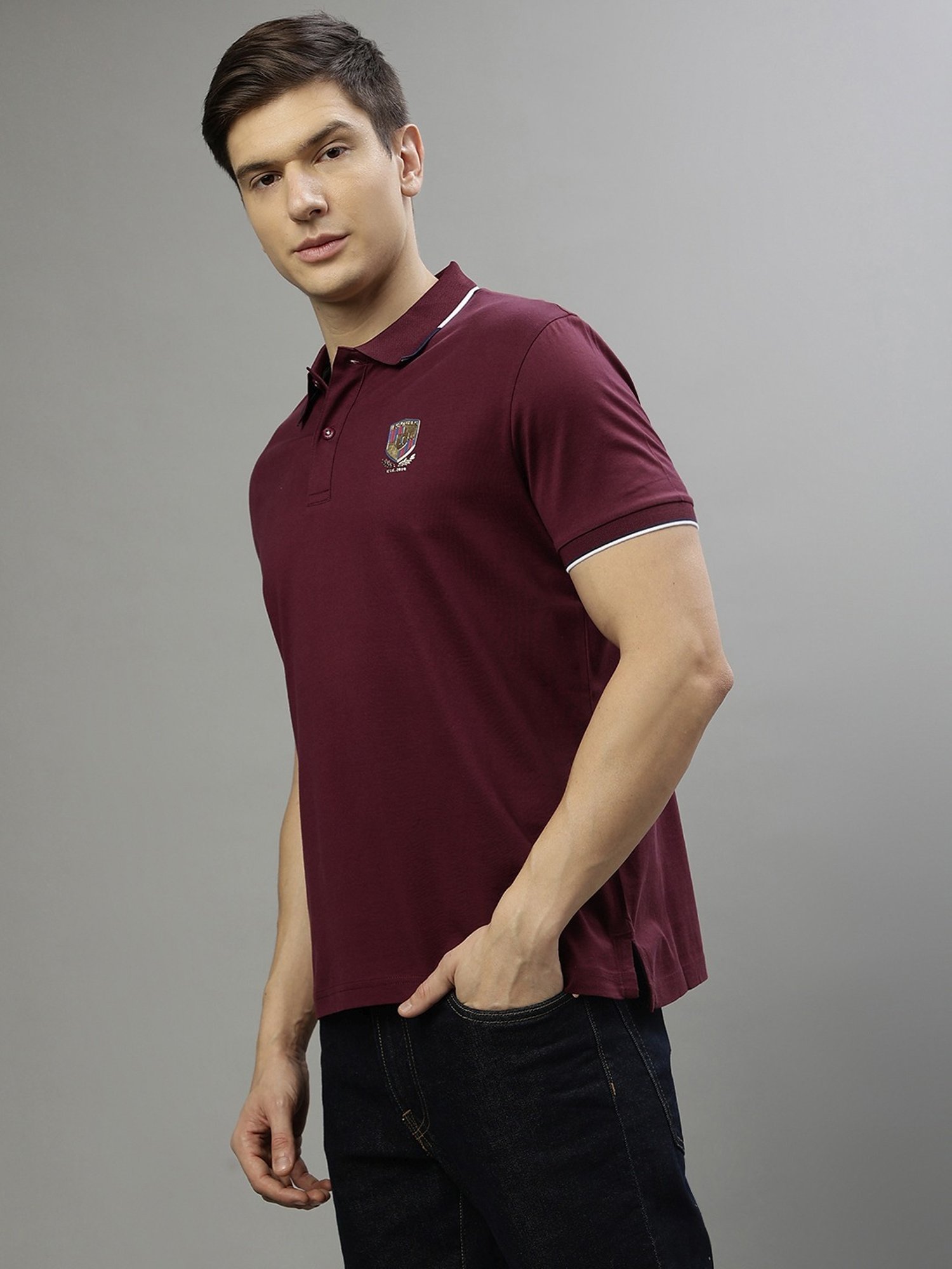 Iconic Men Solid Regular Fit Cotton T-shirt