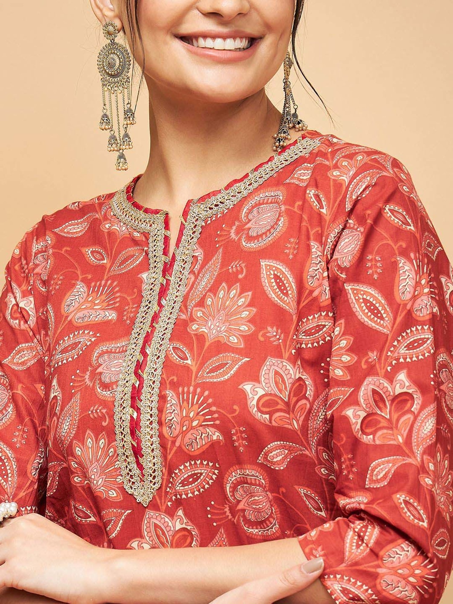 Inweave Red Cotton Floral Print Straight Kurta