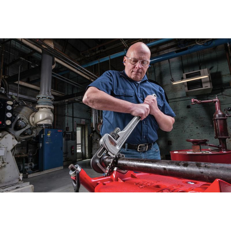 Ridgid 824 3 in. Capacity 24 in. Aluminum Straight Pipe Wrench