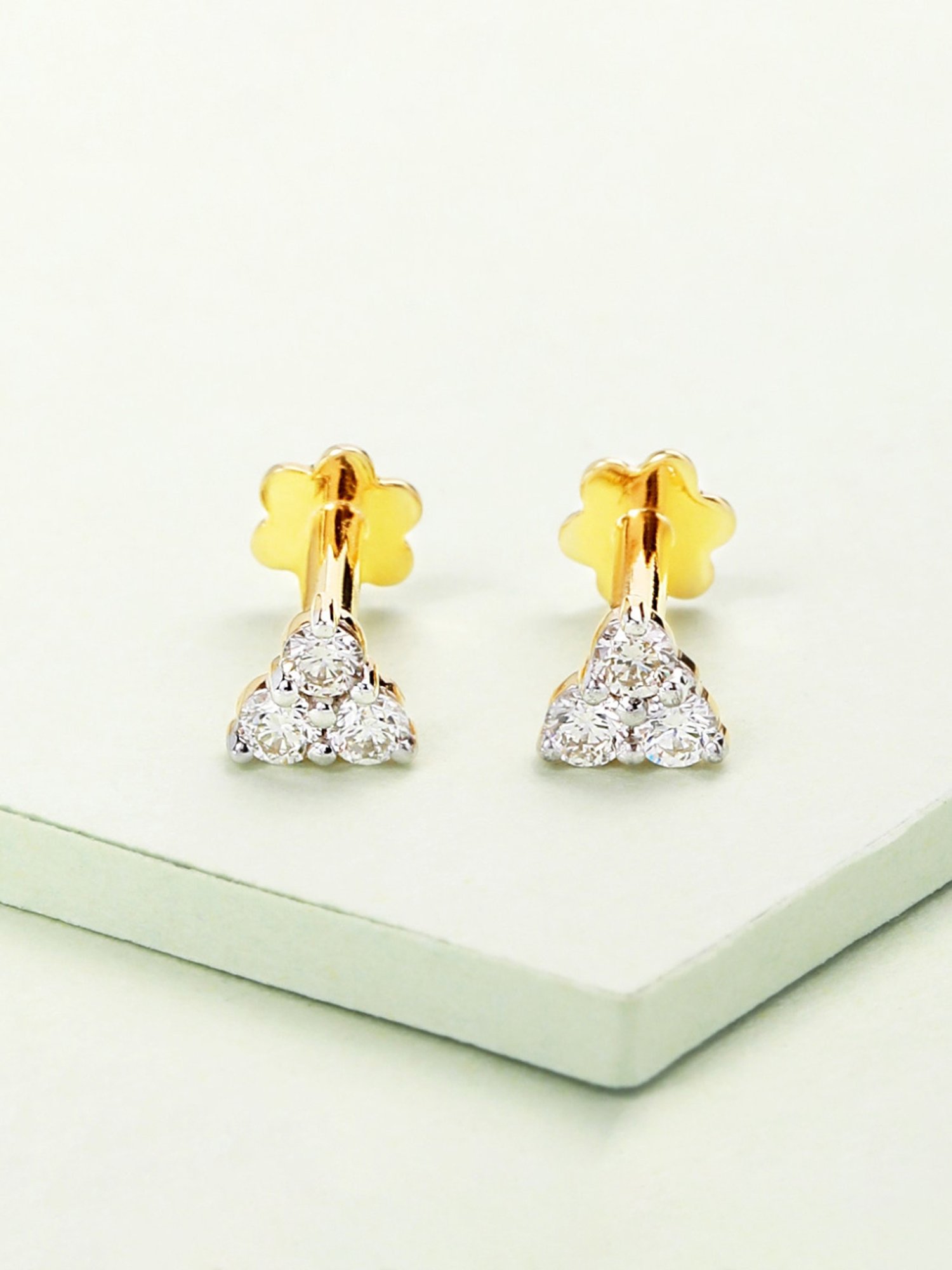 Candere by Kalyan Jewellers Peacock Collection 18k Yellow Gold Diamond Stud Earrings for Women