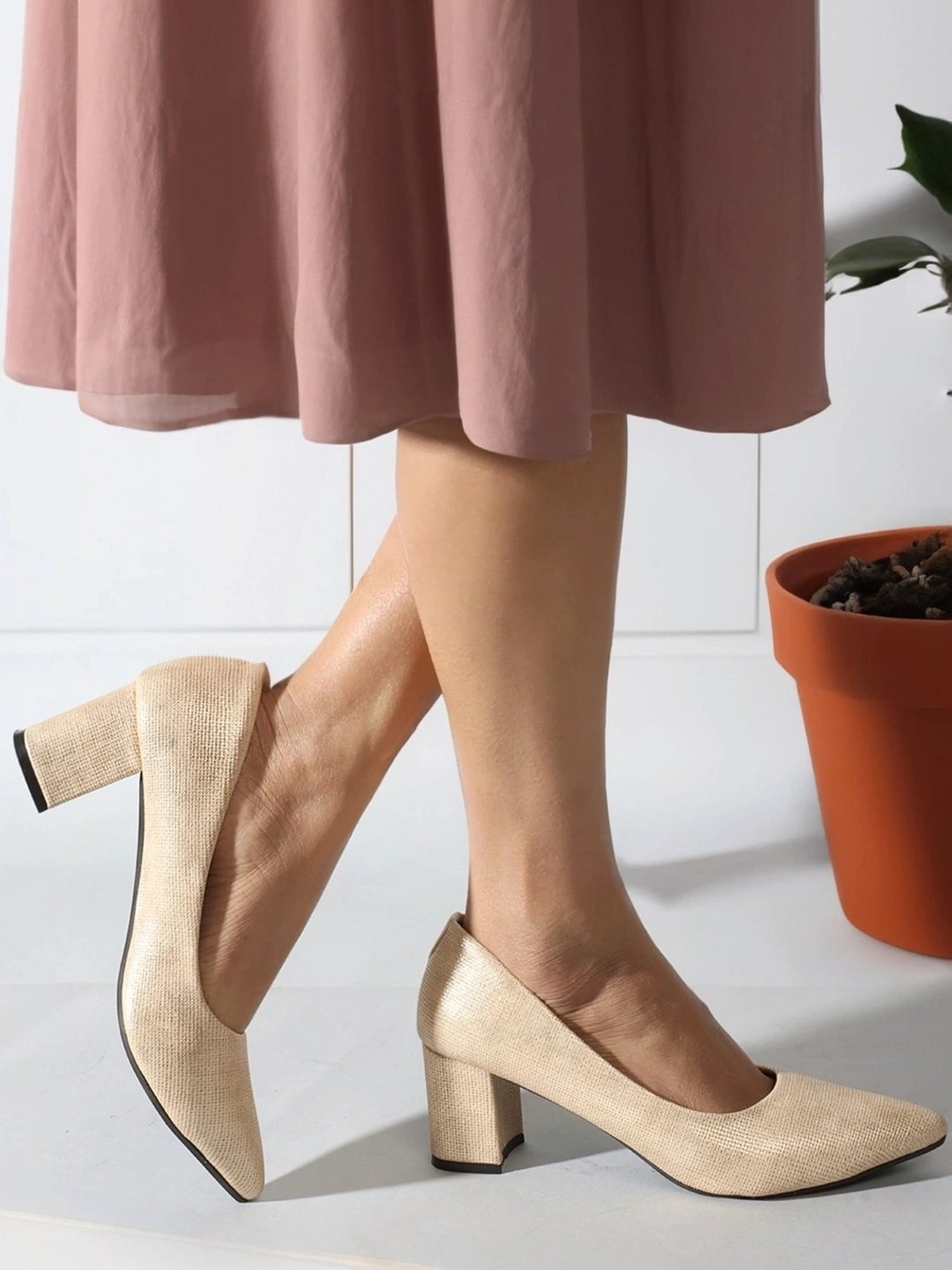 Carlton London Women's Gold Casual Pumps