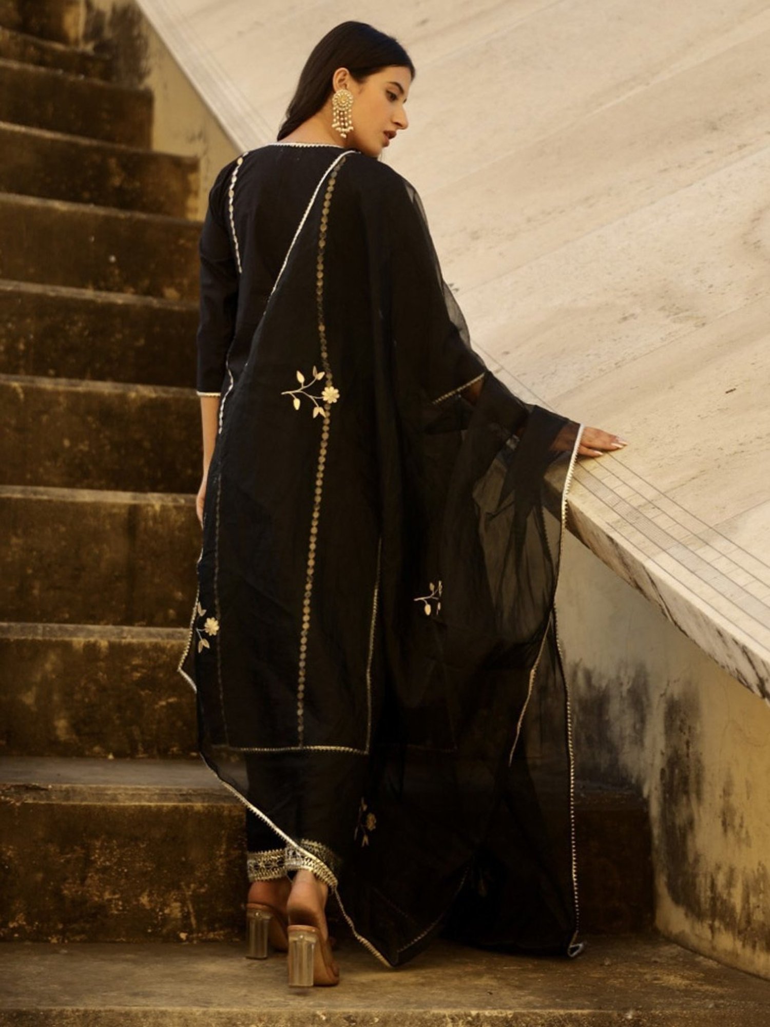 Asrumo Black Gota Patti Cotton Straight Set