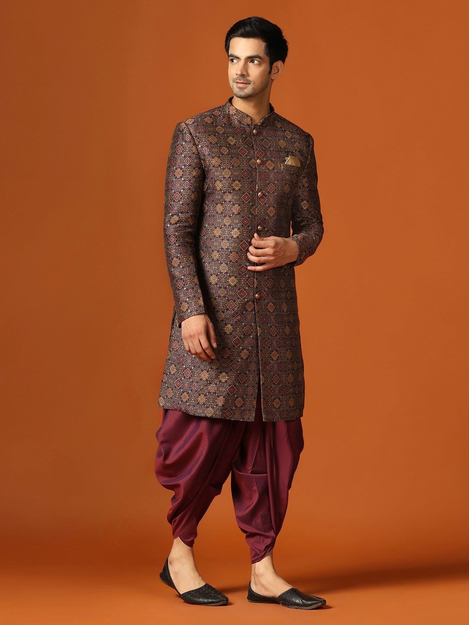 KISAH Maroon Regular Fit Self Pattern Sherwani Set