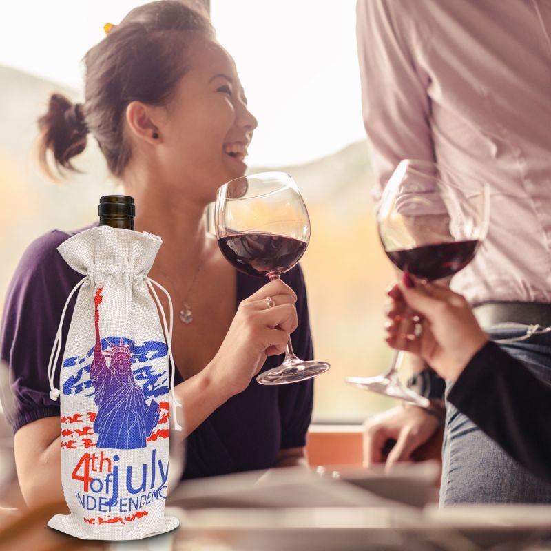 Independence Day Printed Wine Bag Drawstring Gift Bag Linen Wine Storage Pouch Party Supplies (Celebrating)