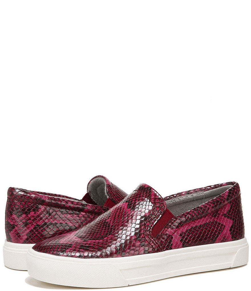 Trotters Kiera Suede Kitten Heel Pumps