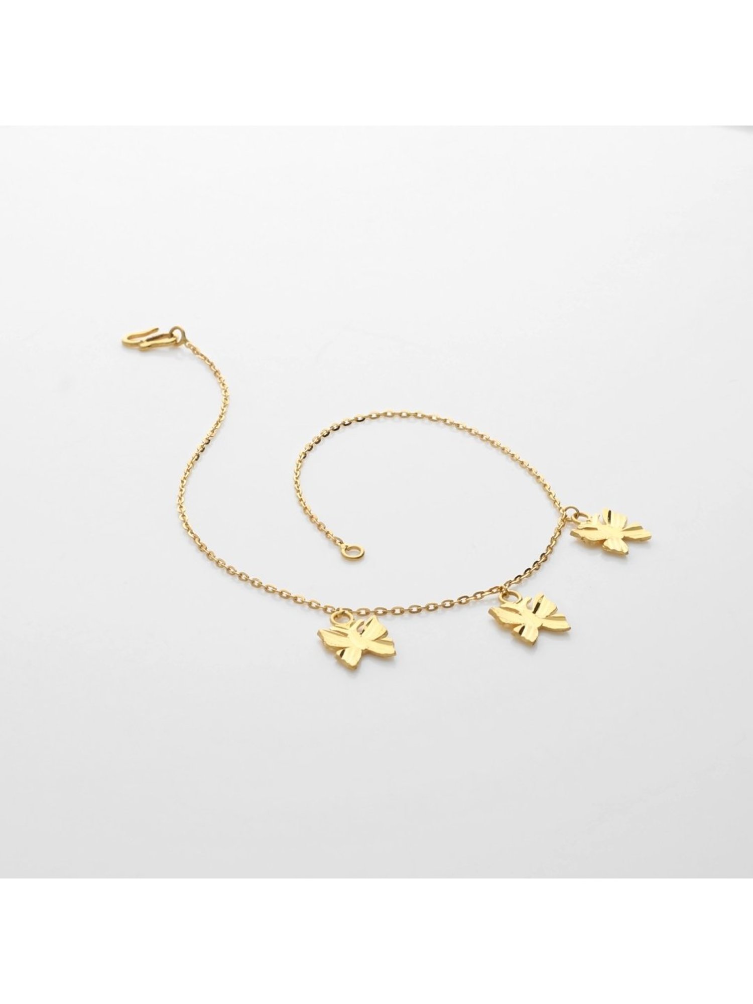 Malabar Gold and Diamonds BIS Hallmark 22k Yellow Gold Flexible Fit Bracelet for Women