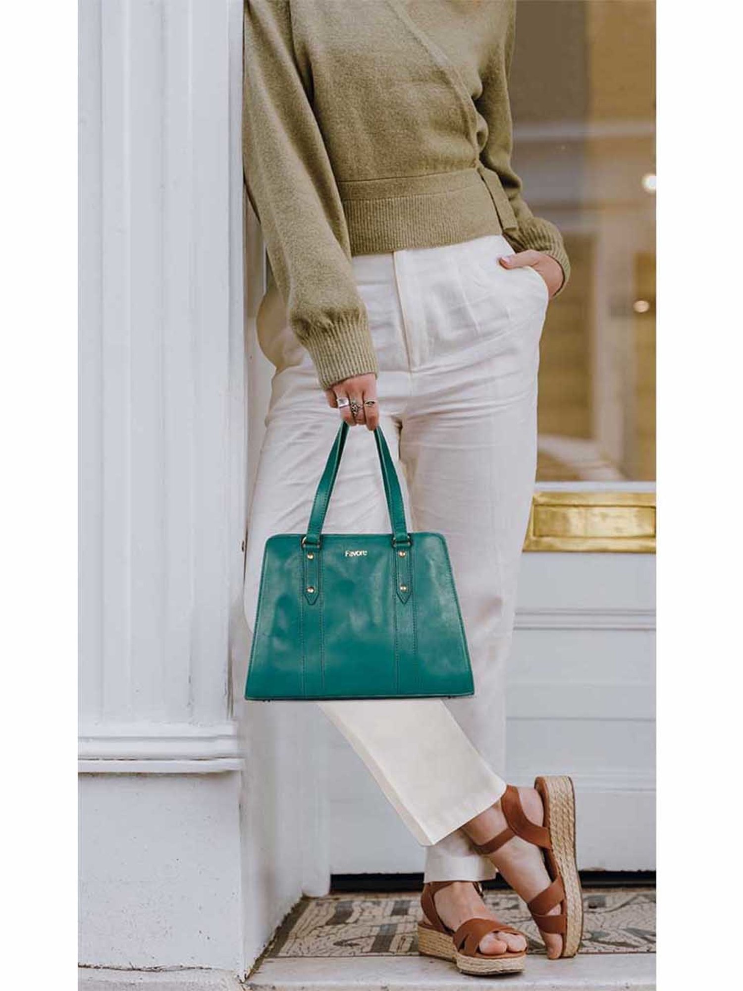 Favore Green Solid Medium Slings