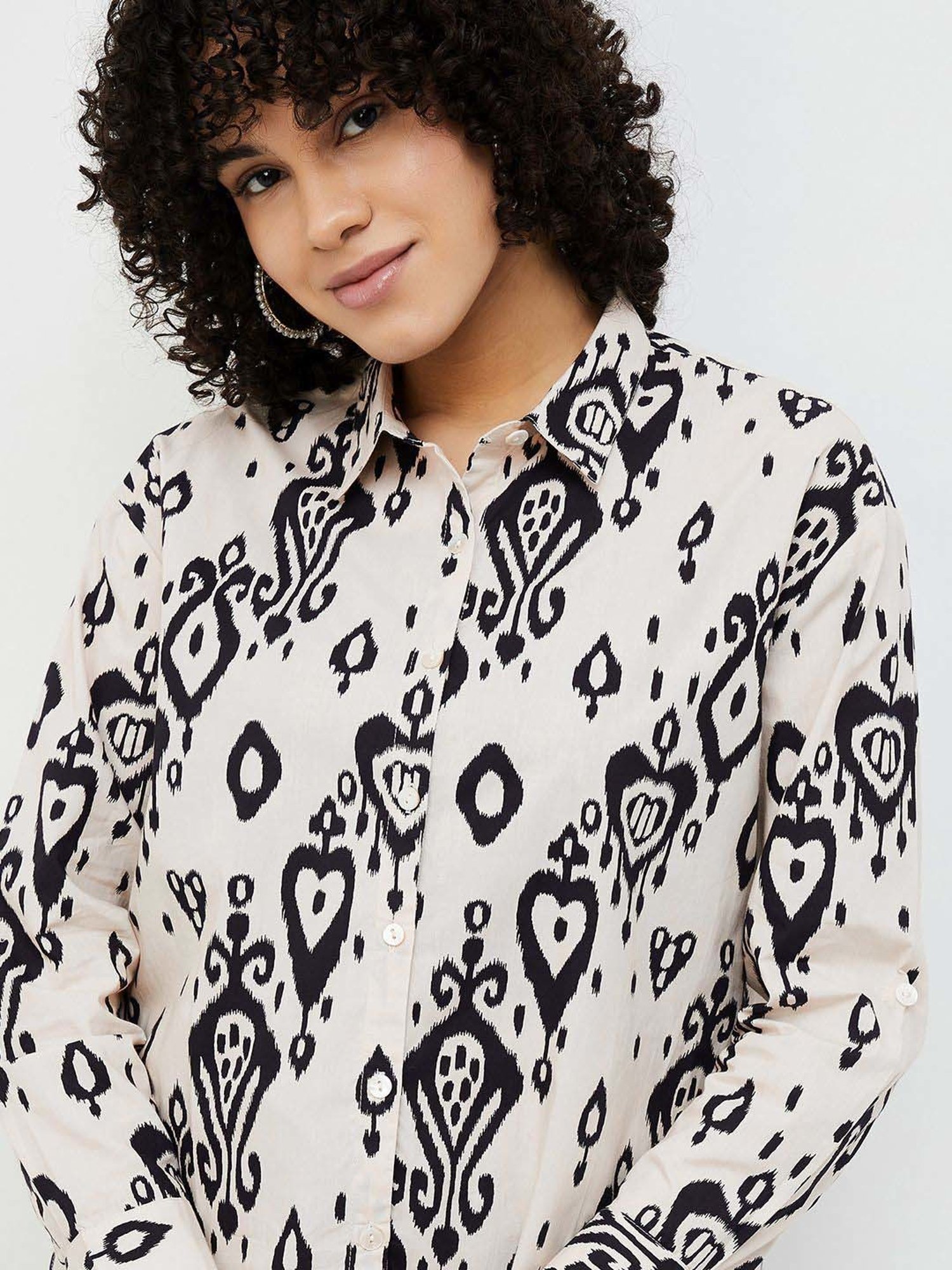 Colour Me by Melange Black & Off-White Cotton Printed Crop Top With Jacket