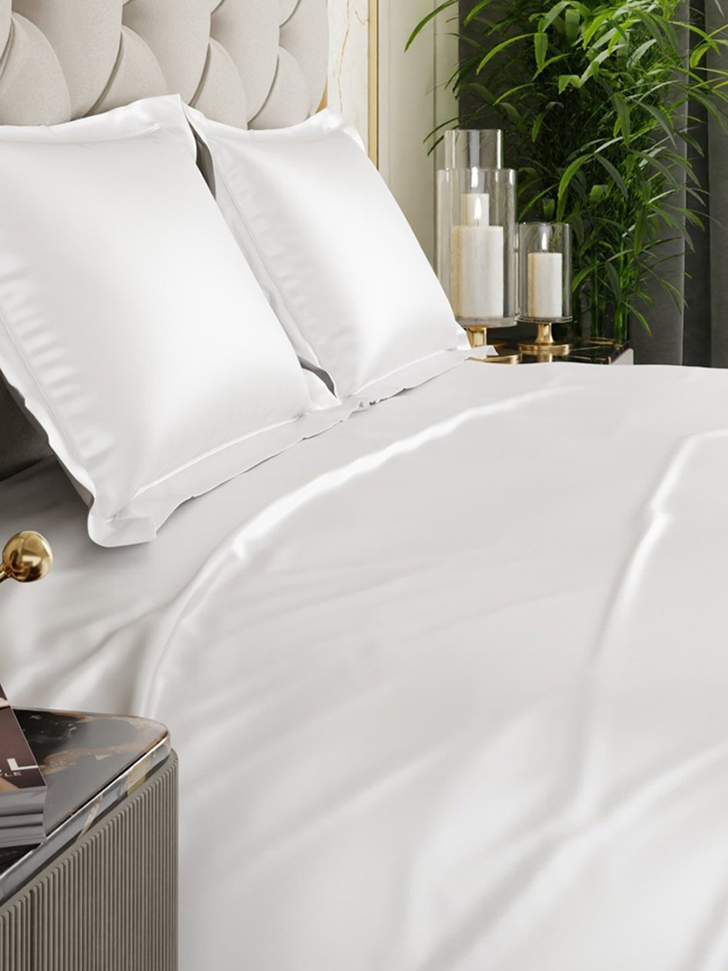 Stoa Paris Date Night White Polyester 300 TC King Bedsheet with 2 Pillow Covers