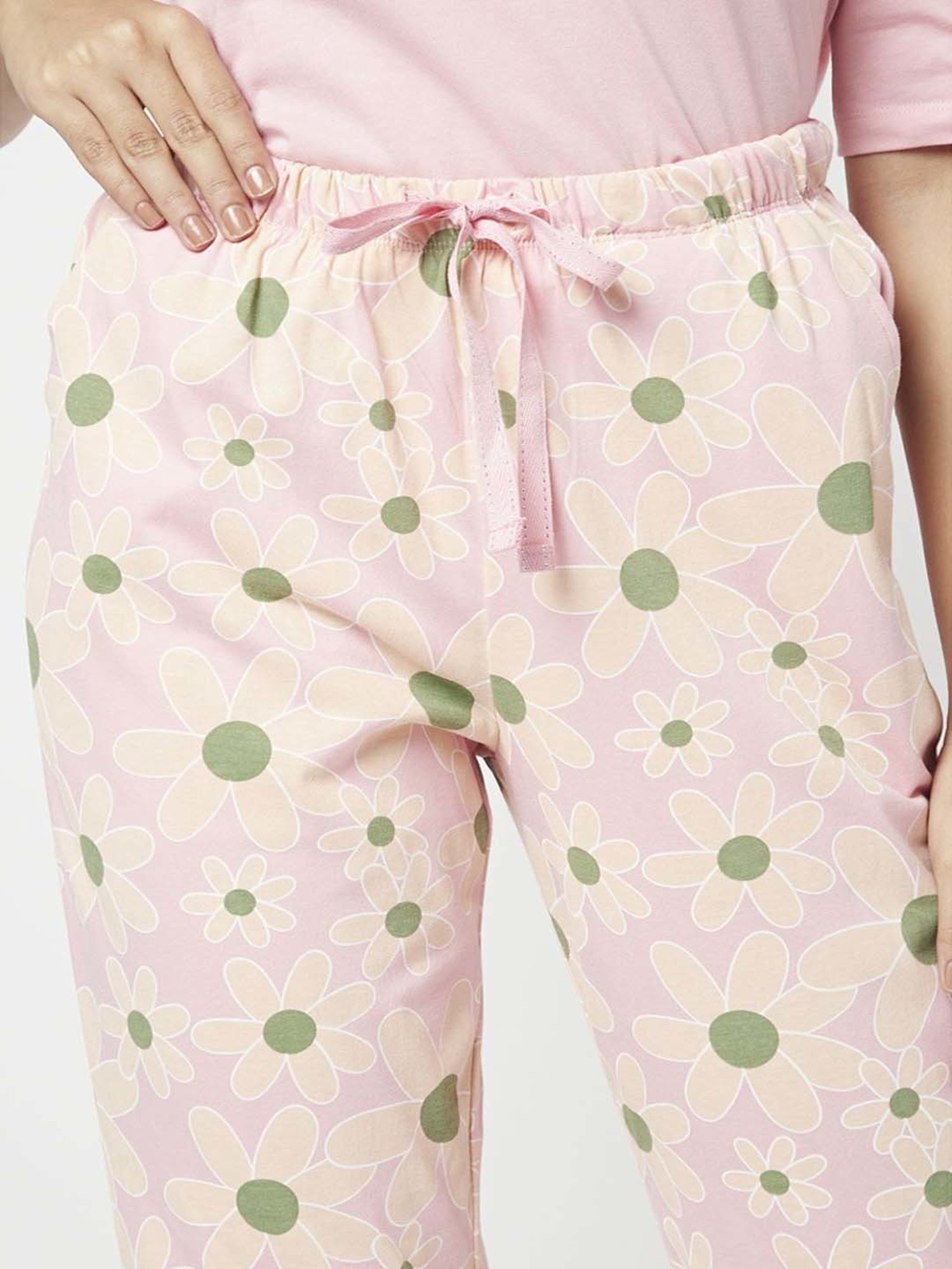Dreamz by Pantaloons Pink Cotton Floral Print Pyjamas