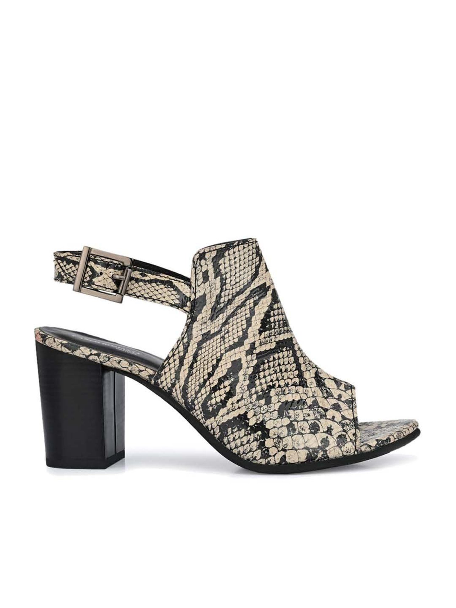 Carlo Romano Women's Beige Back Strap Sandals