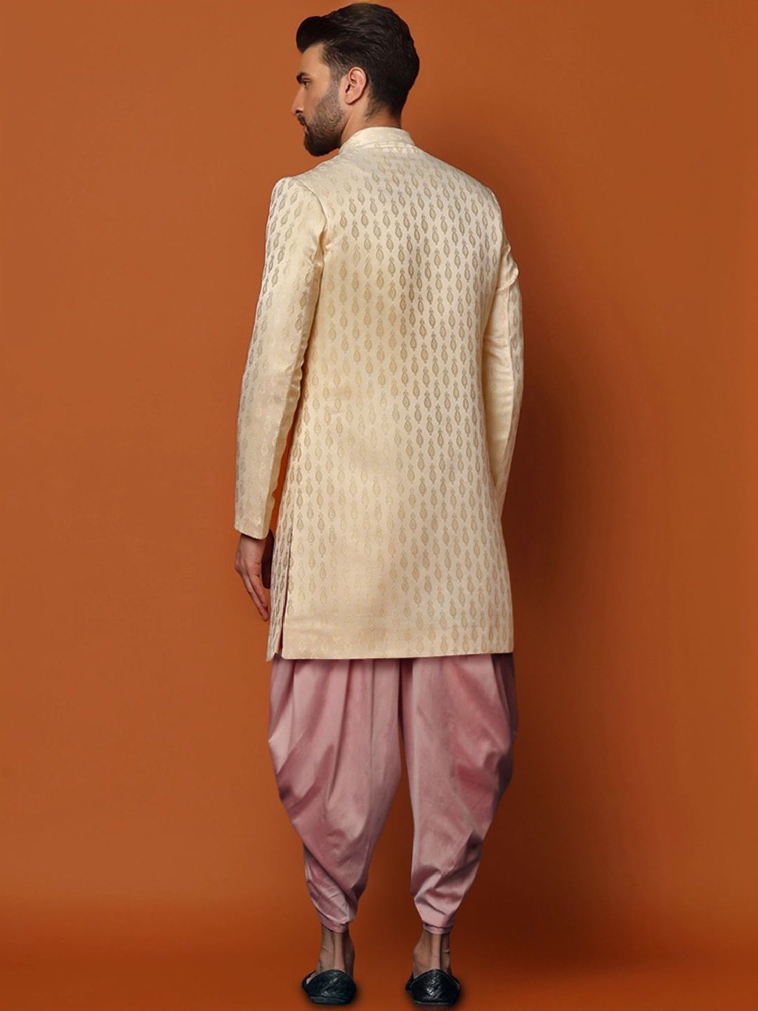 Benstoke Black & Maroon Regular Fit Sherwani Set