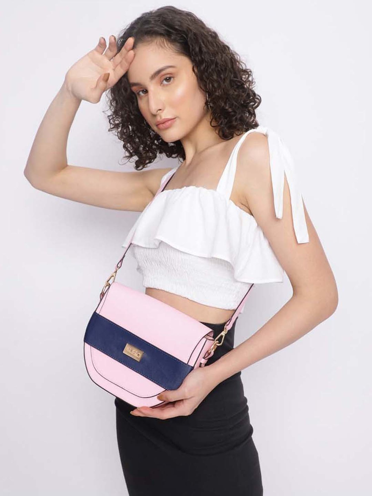 KLEIO Pink Solid Medium Sling Handbag