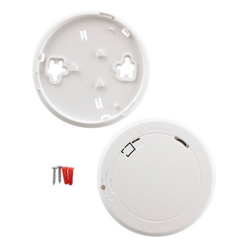 First Alert PR710E Slim Smoke Detector with Photoelectric Sensor and LED Escape Light