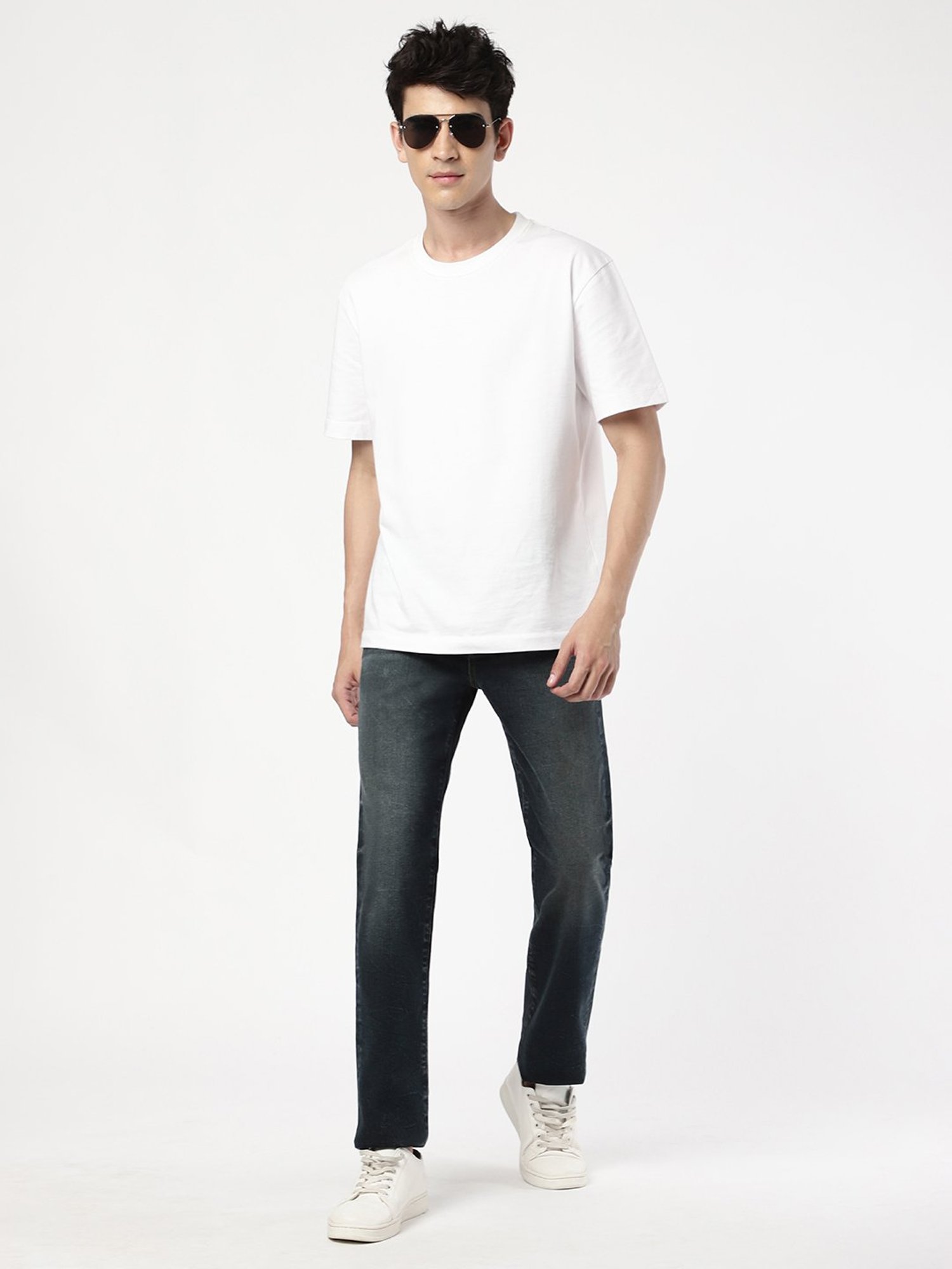 Passion Dark Blue Comfort Fit Lightly Washed Jeans