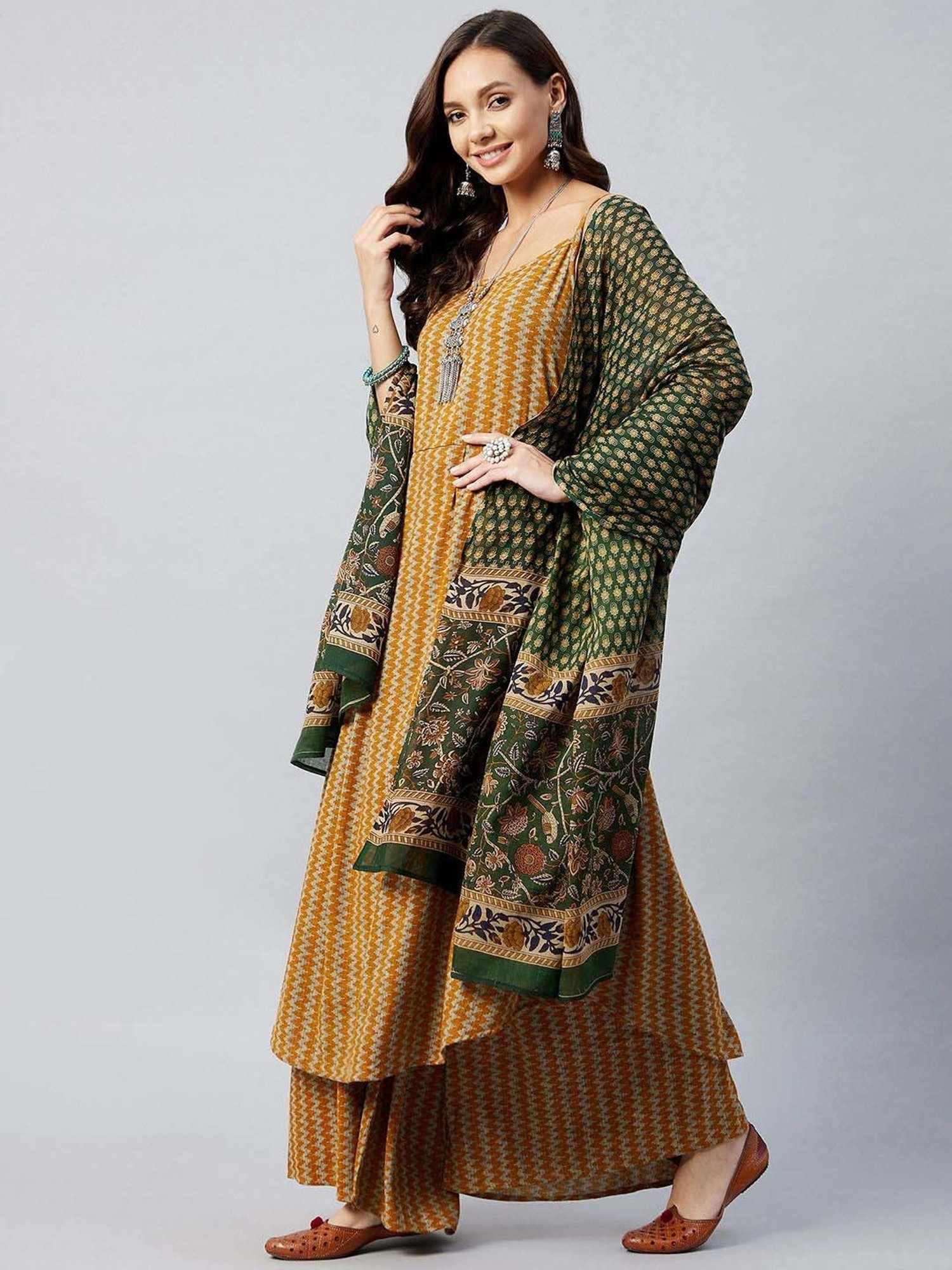 Inweave Green Cotton Floral Print Dupatta