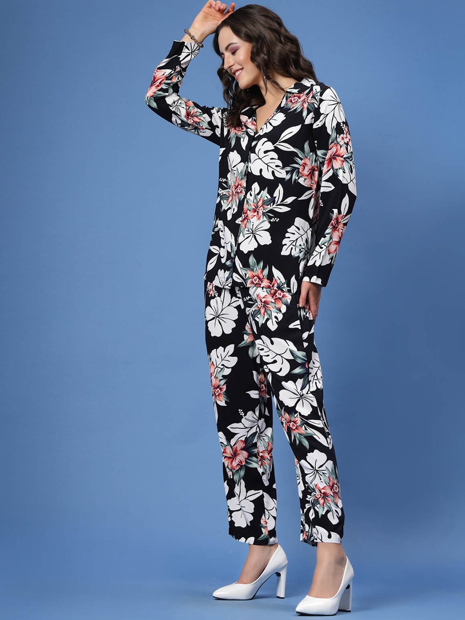 Melon by PlusS Black Floral Print Shirt With Trousers