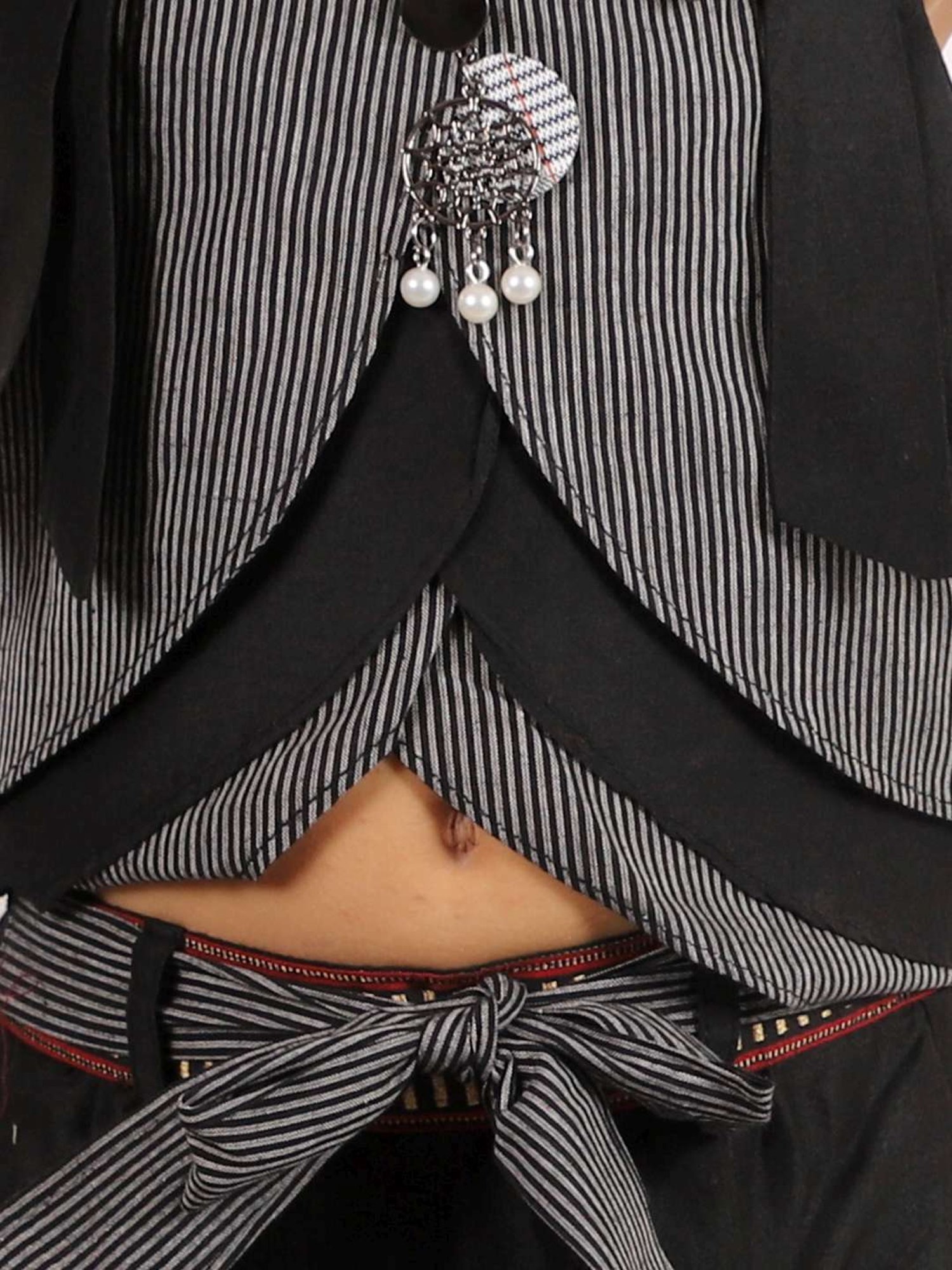 TWISHA Kids Black Embellished Top Set