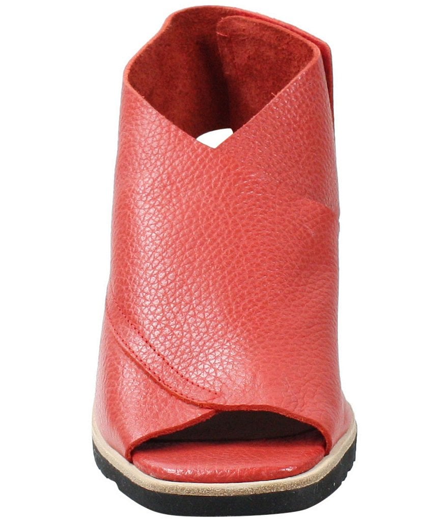 L'Amour Des Pieds Qiana Sling Block Heel Sandals