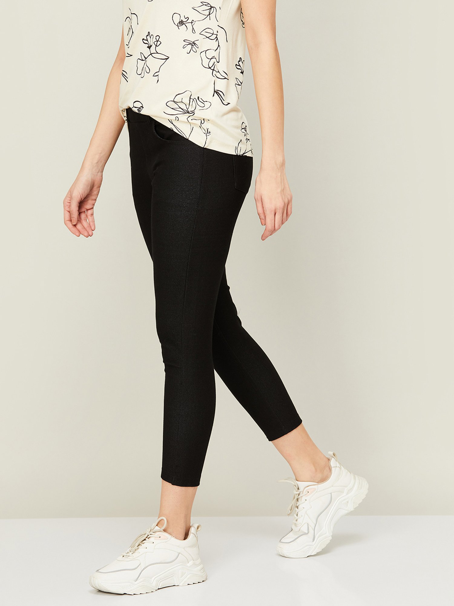 Colour Me by Melange Black Cotton Jeggings
