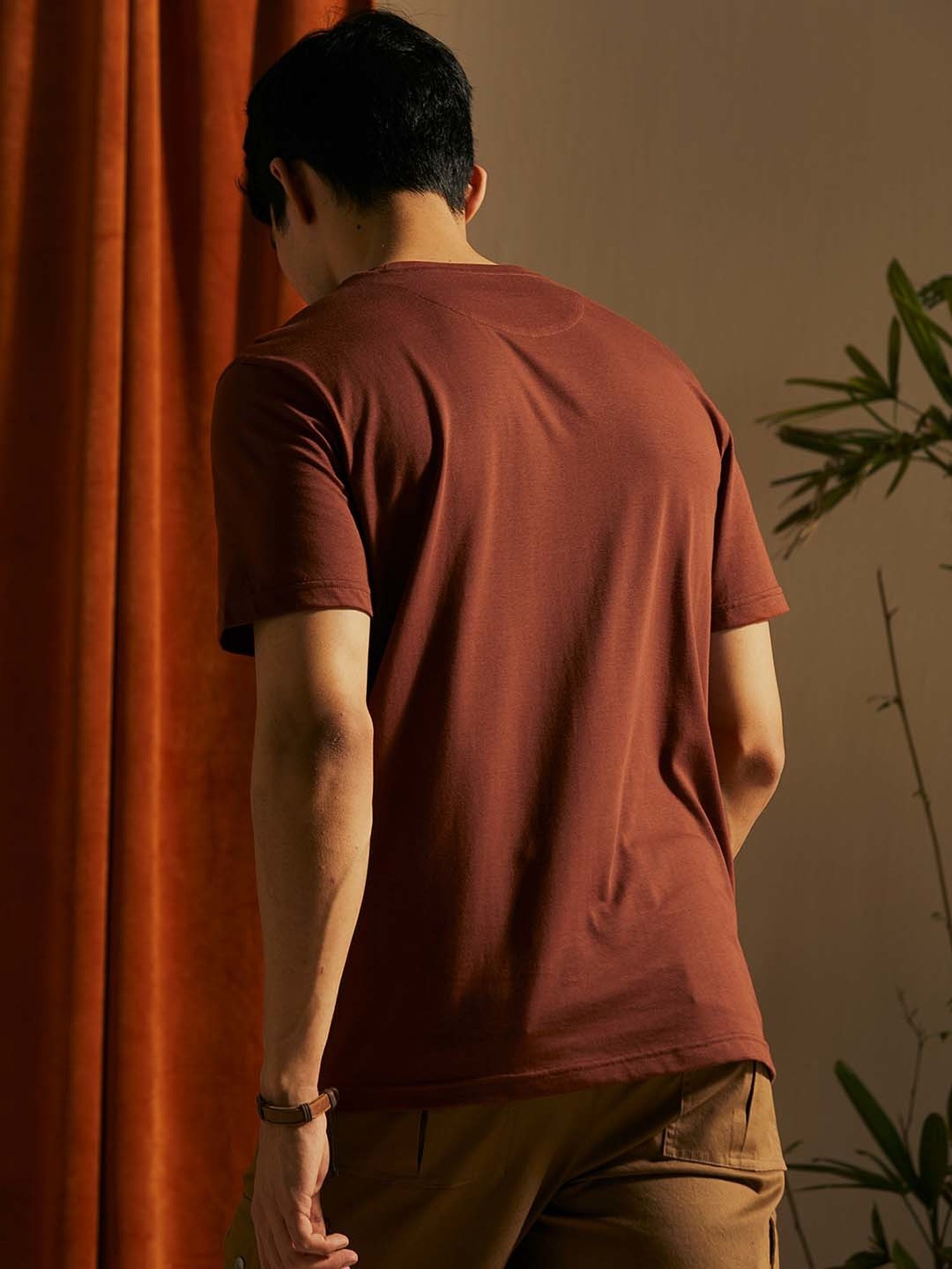 ANDAMEN Brown Regular Fit Printed Crew T-Shirt