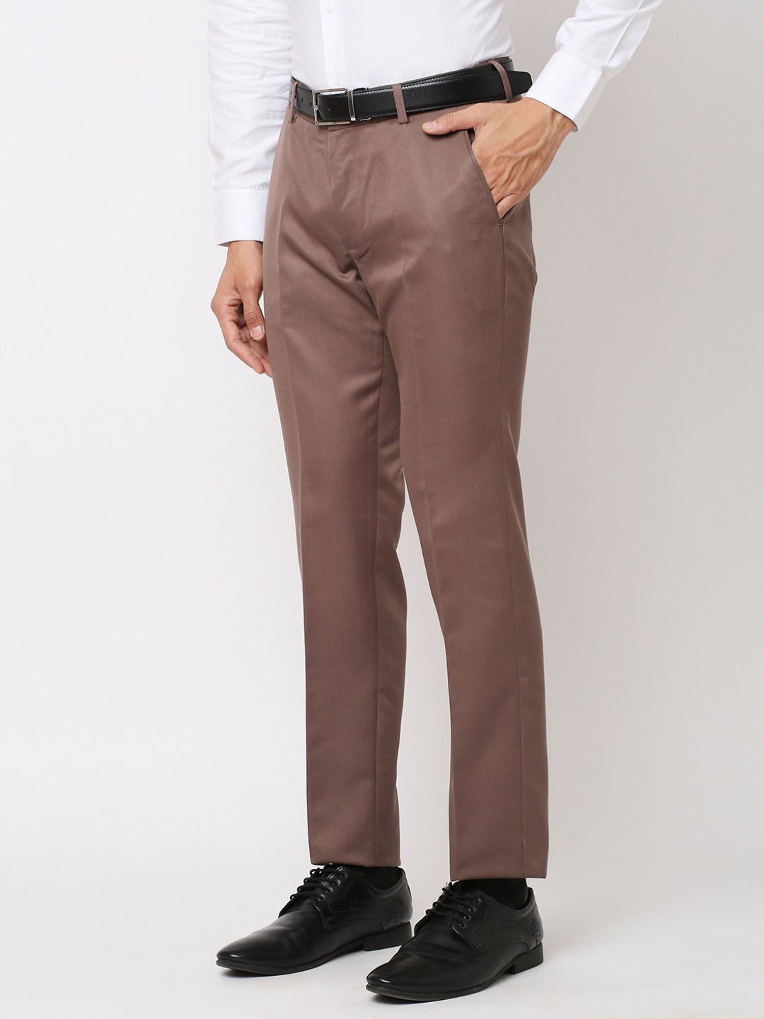 SOLEMIO Brown Slim Fit Flat Front Trousers