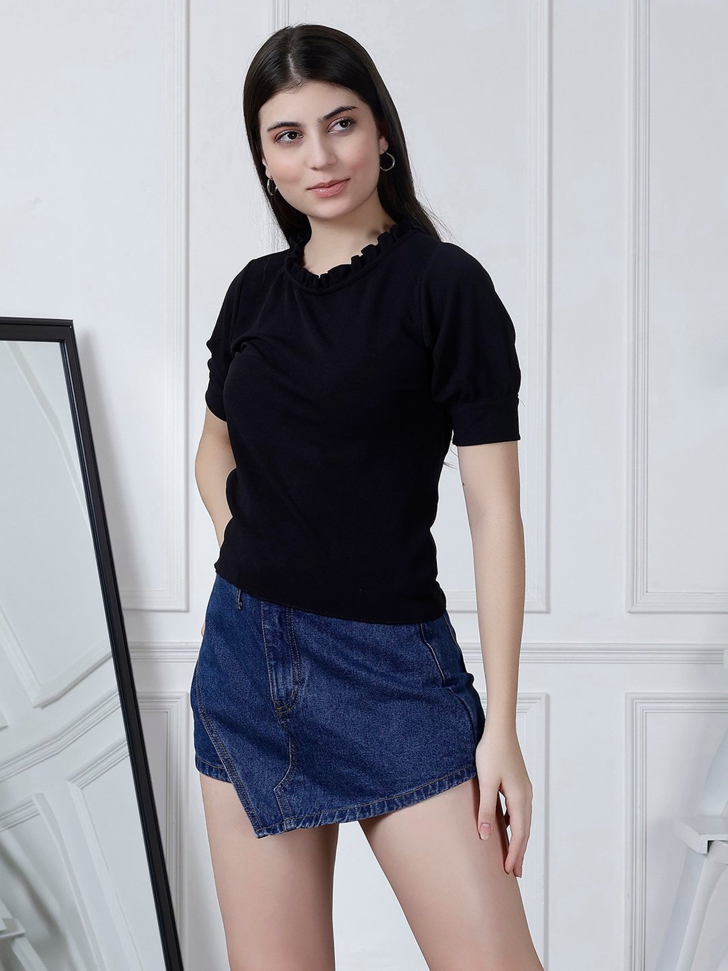 NEUDIS Black Regular Fit Top