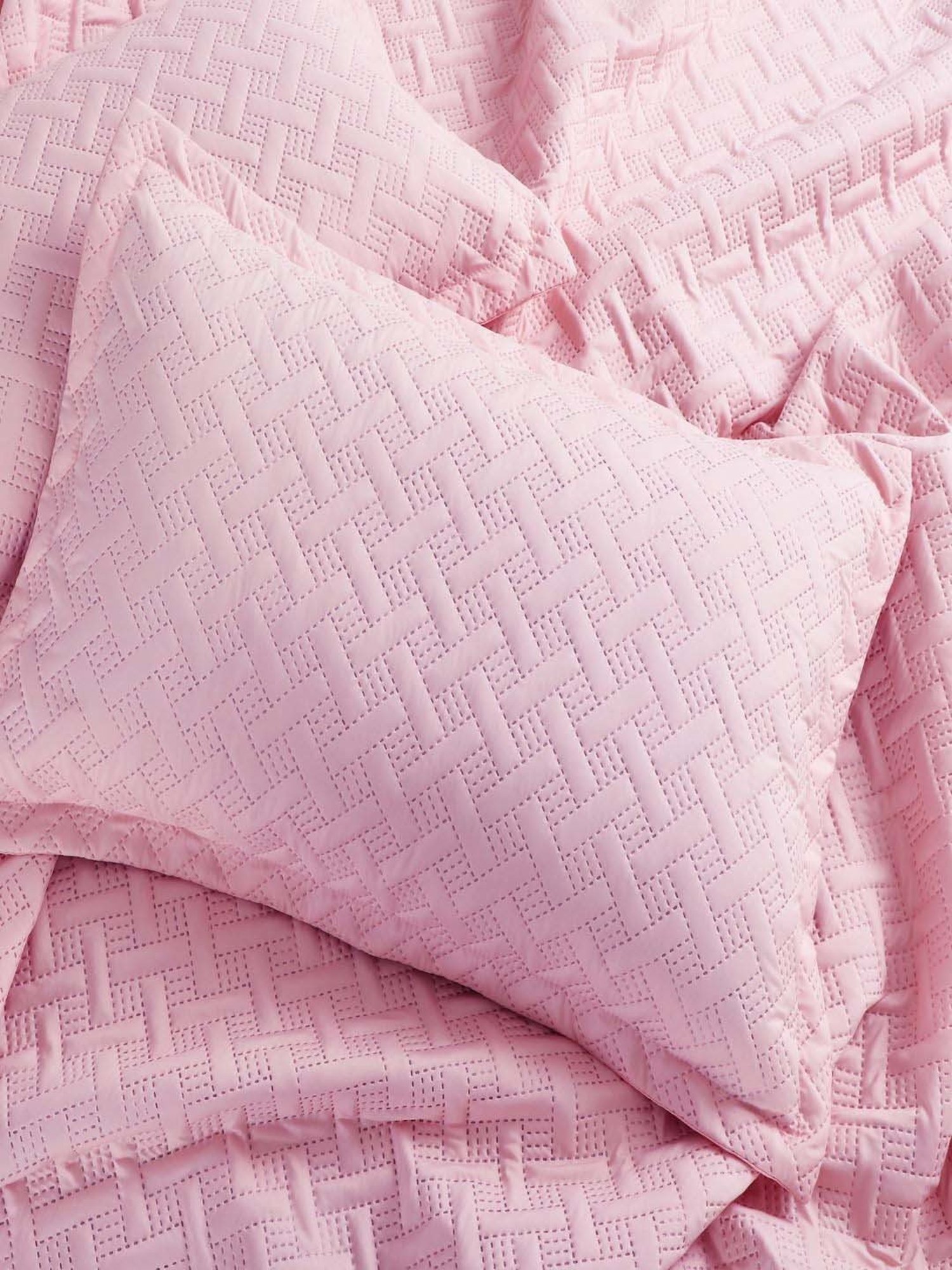Hosta Homes Pink 280 TC Polycotton Quilted Queen Bedsheet with 2 Pillow Covers
