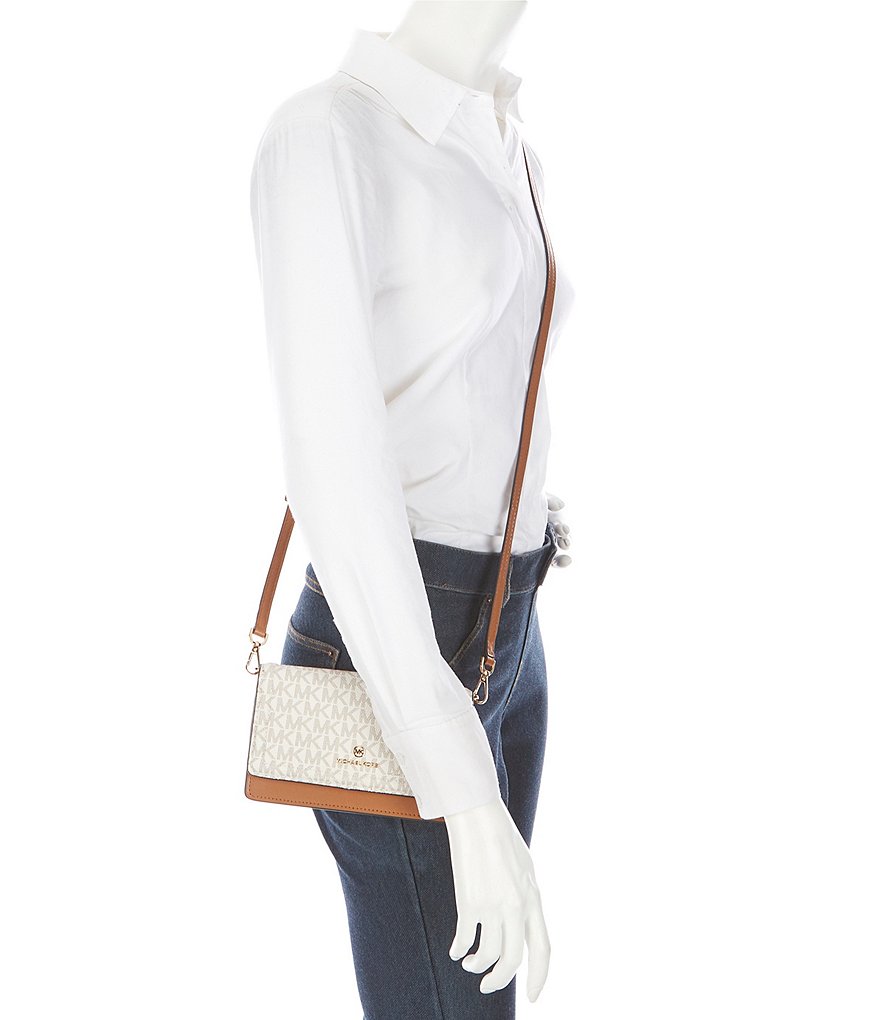 The Sak Ventura Multi Compartment Smartphone Crossbody Bag