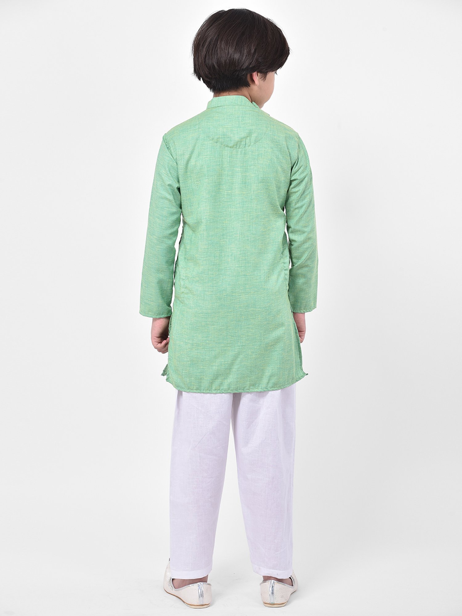 Deyann Kids Green & White Solid Full Sleeves Kurta with Pyjamas