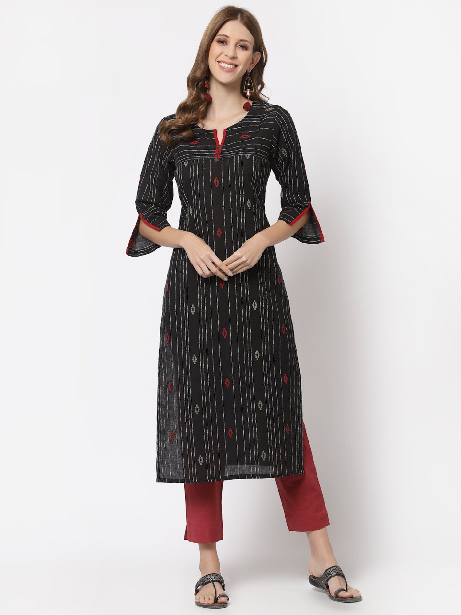 Kami Kubi Black Embroidered Straight Kurta