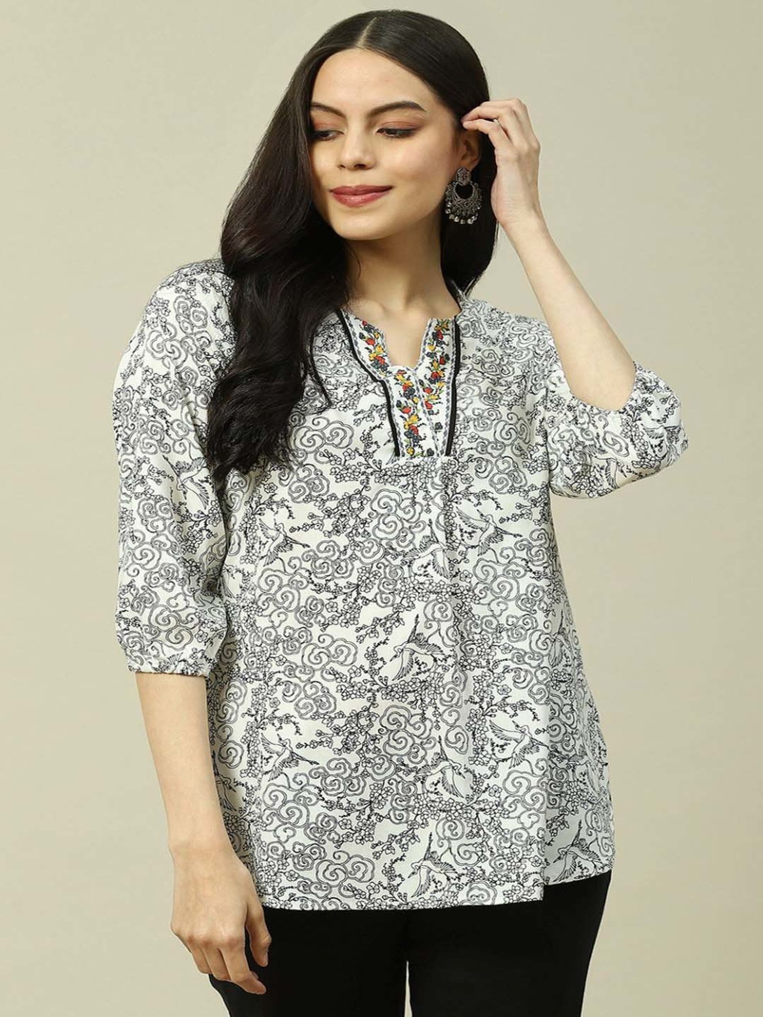 Rangriti White & Black Printed Top