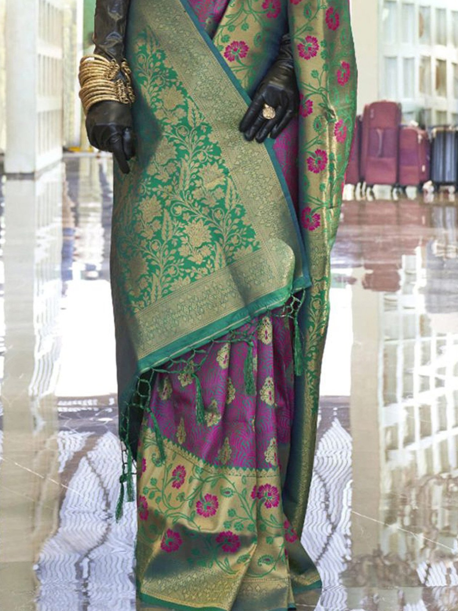 Elora Purple Silk Printed Saree With Unstitched Blouse