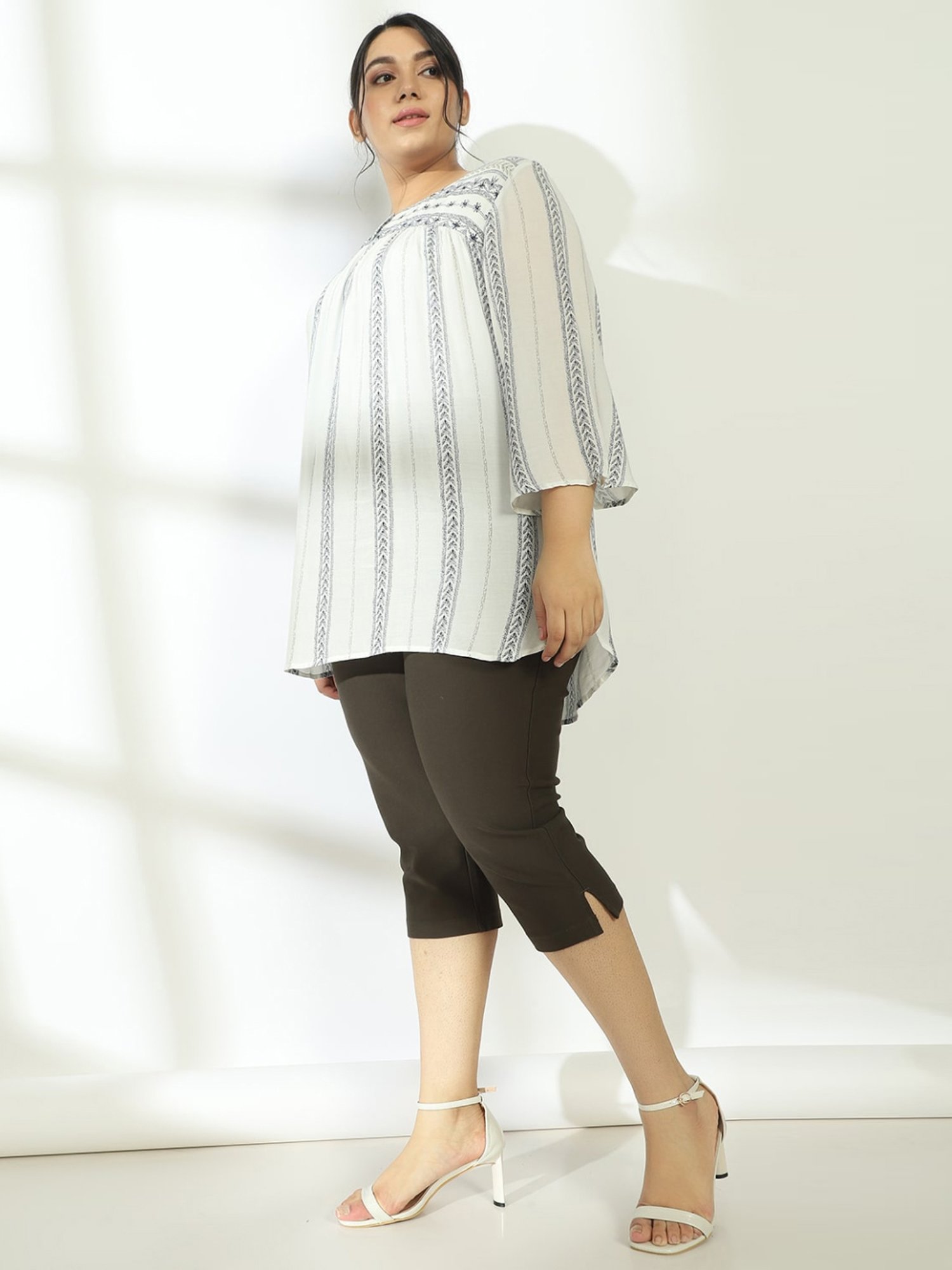 Amydus Olive Green High Rise Capris