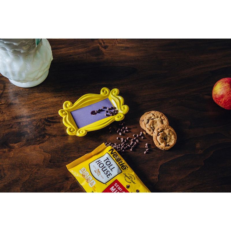 Robe Factory LLC Friends Picture Frame Replica Ceramic Trinket Tray | 4 x 6 Inches