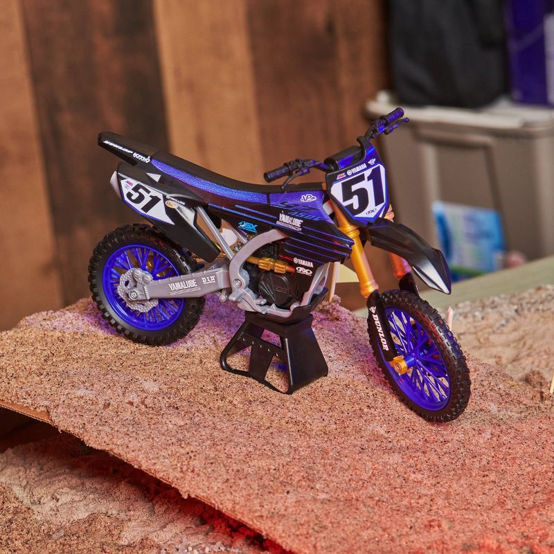 Supercross - 1:10 Scale Die Cast Collector Motorcycle - Justin Barcia