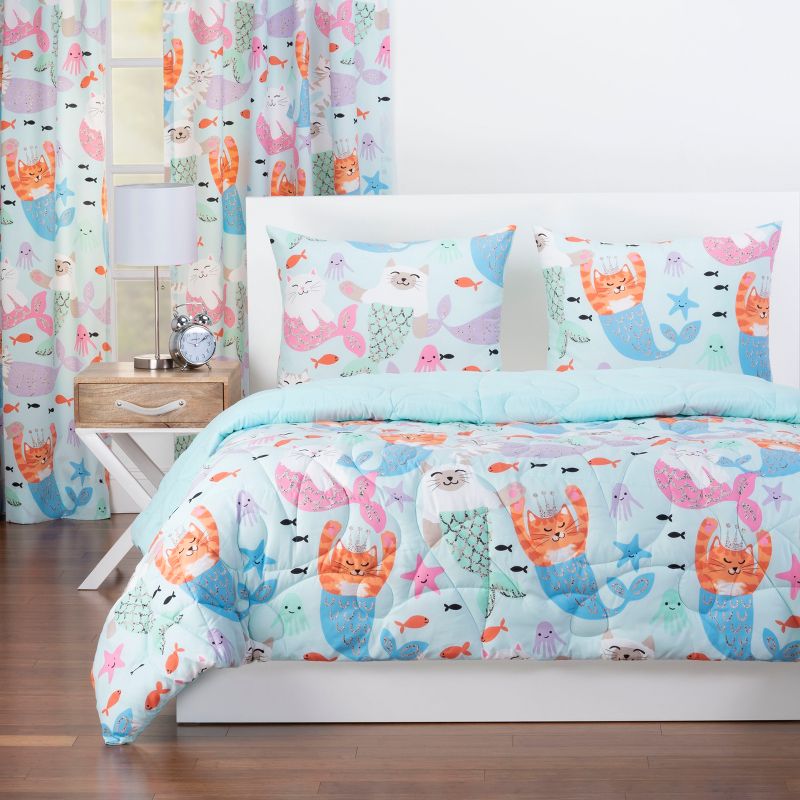 Full/Queen Purrmaids Reversible Comforter With Sham Set - Crayola