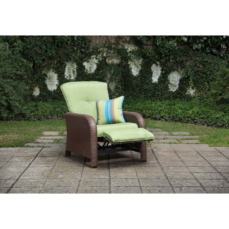 La-Z-Boy Outdoor Sawyer Wicker Outdoor Recliner with Sunbrella Spectrum Cilantro Cushion