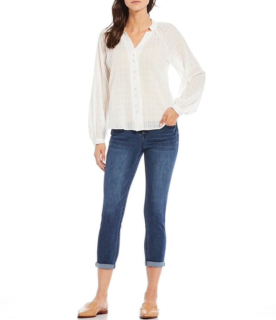 Gibson & Latimer V-Neck Button Front Long Sleeve Blouse