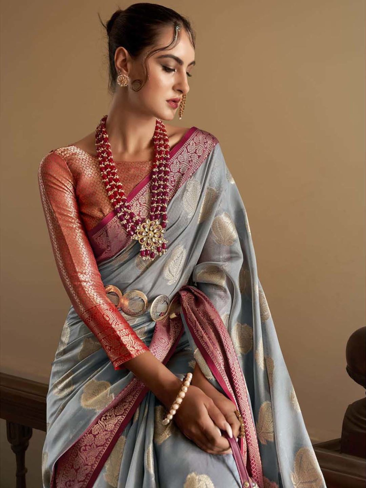 Elora Grey Silk Woven Saree With Unstitched Blouse