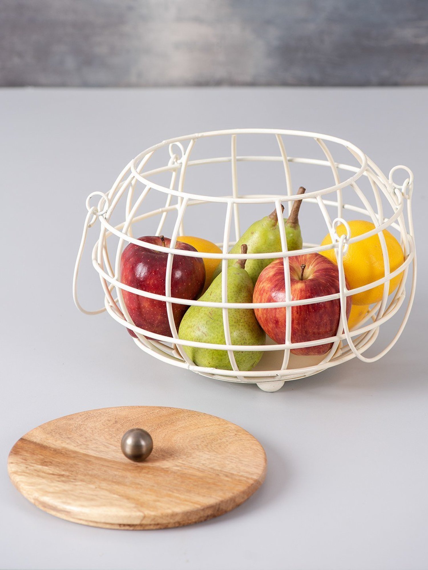Nestroots Solid White Iron Fruit Basket