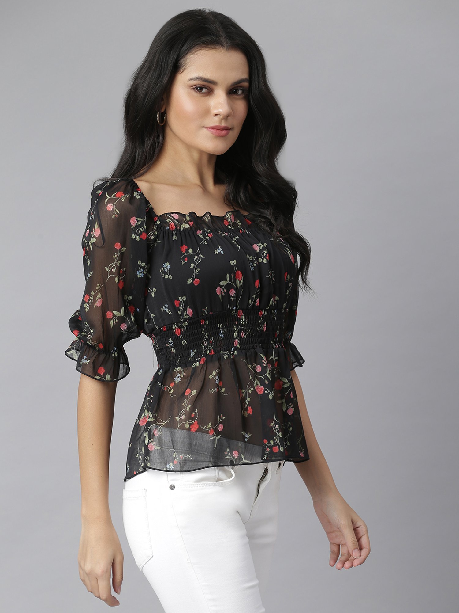 KASSUALLY Black Floral Print Peplum Top