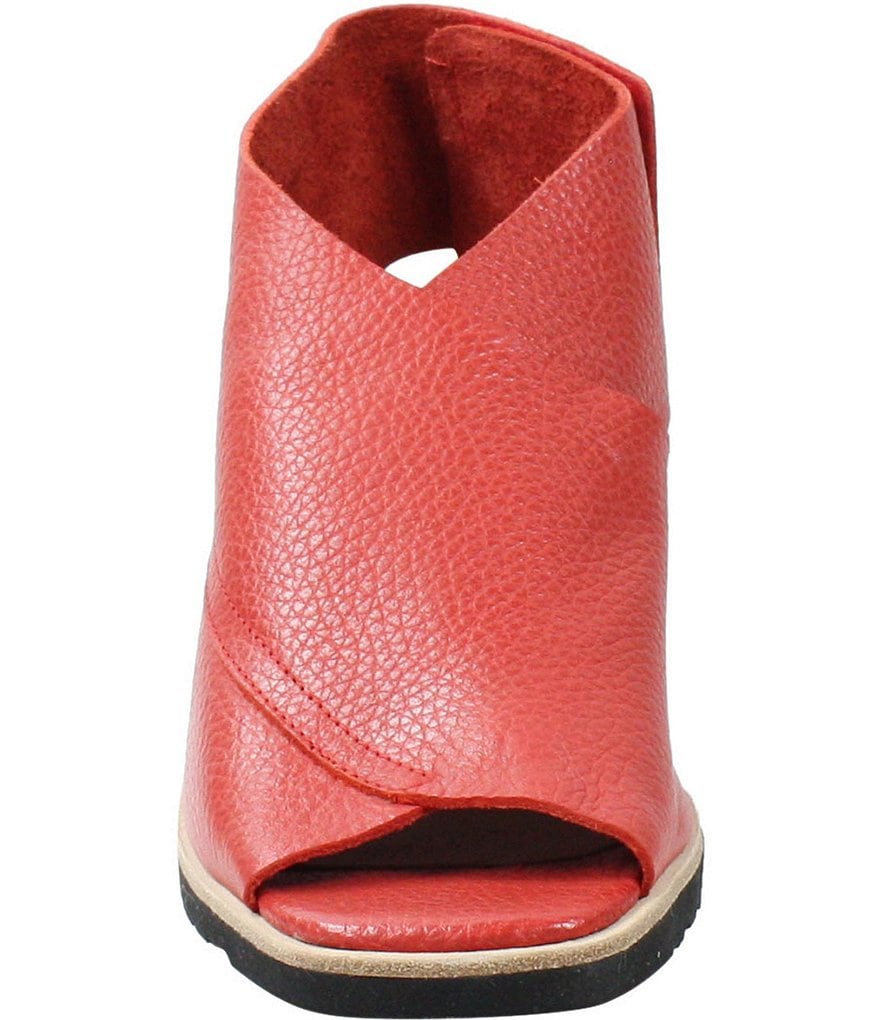 L'Amour Des Pieds Qiana Sling Block Heel Sandals